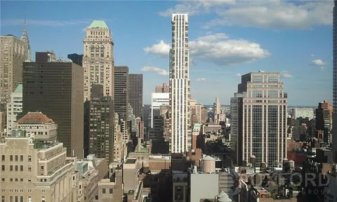 Rented by Oxford Property Group | media 66