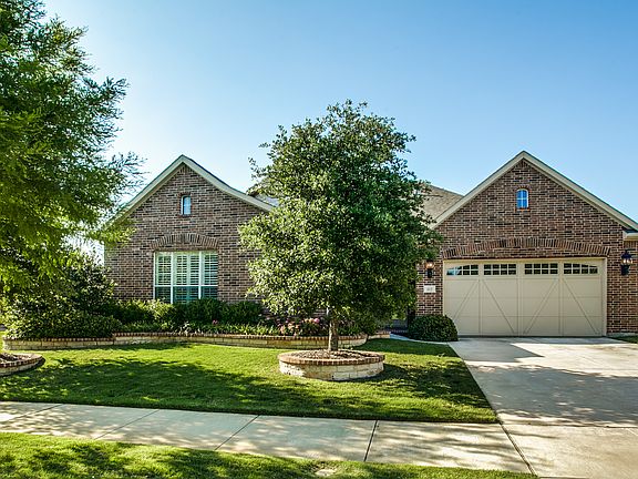 2nd image of 411 Pine Hills Dr