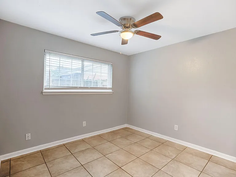 11511 Grapewood Ct — Photo 9