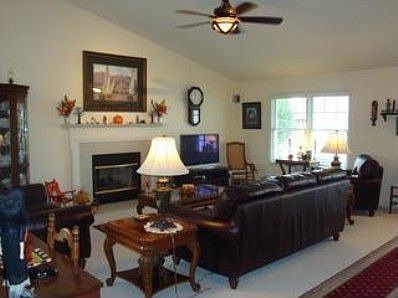 4th image of 6986 Badger Dr