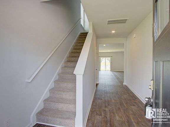 2nd image of 113 Hillsford Ln