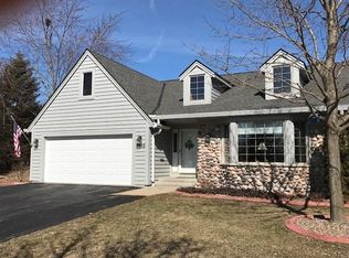 7626 W Terrace Dr #7626, Franklin, WI 53132
