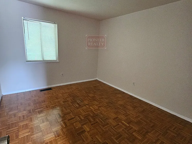 3101 Danzler Cir — Photo 17