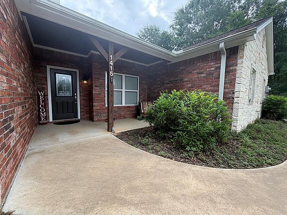2nd image of 1415 Tanglewood Cir