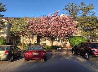 73 Cain Ct, Bridgewater, NJ 08807