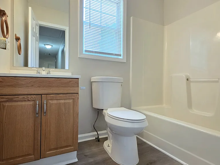 232 Hampton Dr — Photo 21