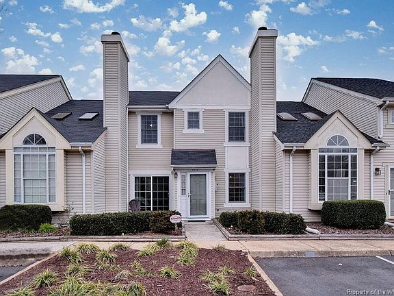 2nd image of 373 Lees Mill Dr