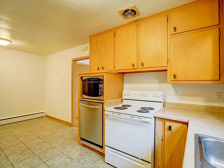 4922 Ascot Ln #1 — Photo 13