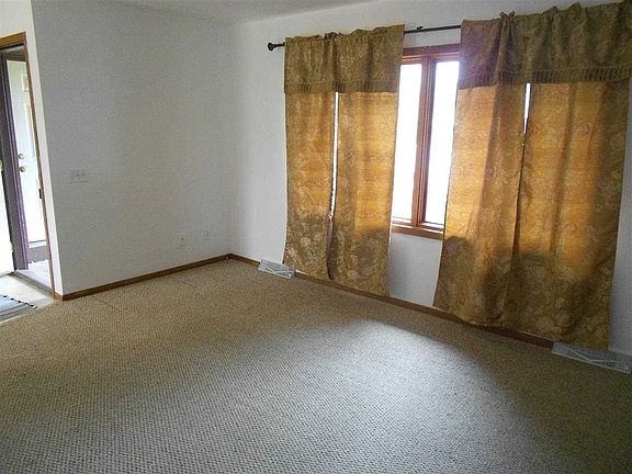 3rd image of 1222-1224 S Thompson Dr