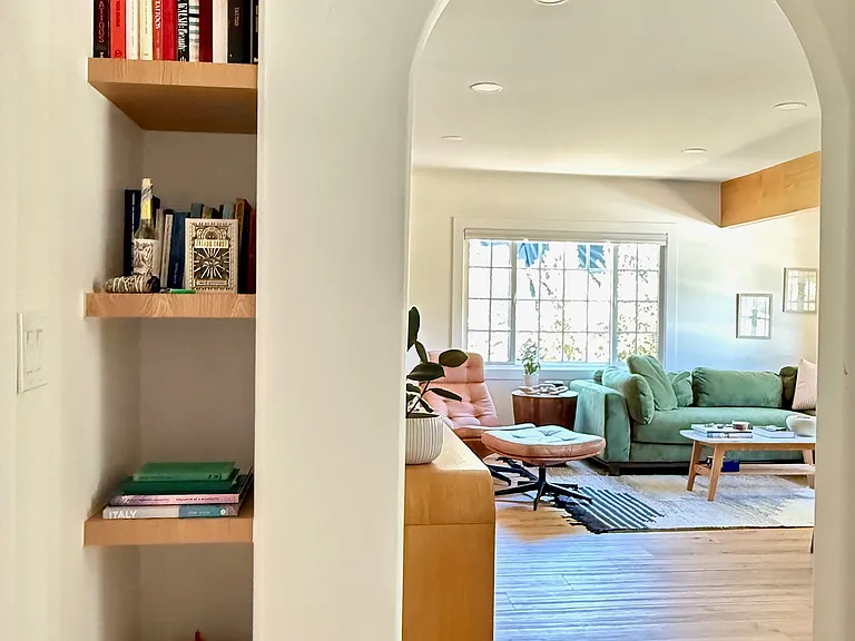 408 Franklin Dr — Photo 4