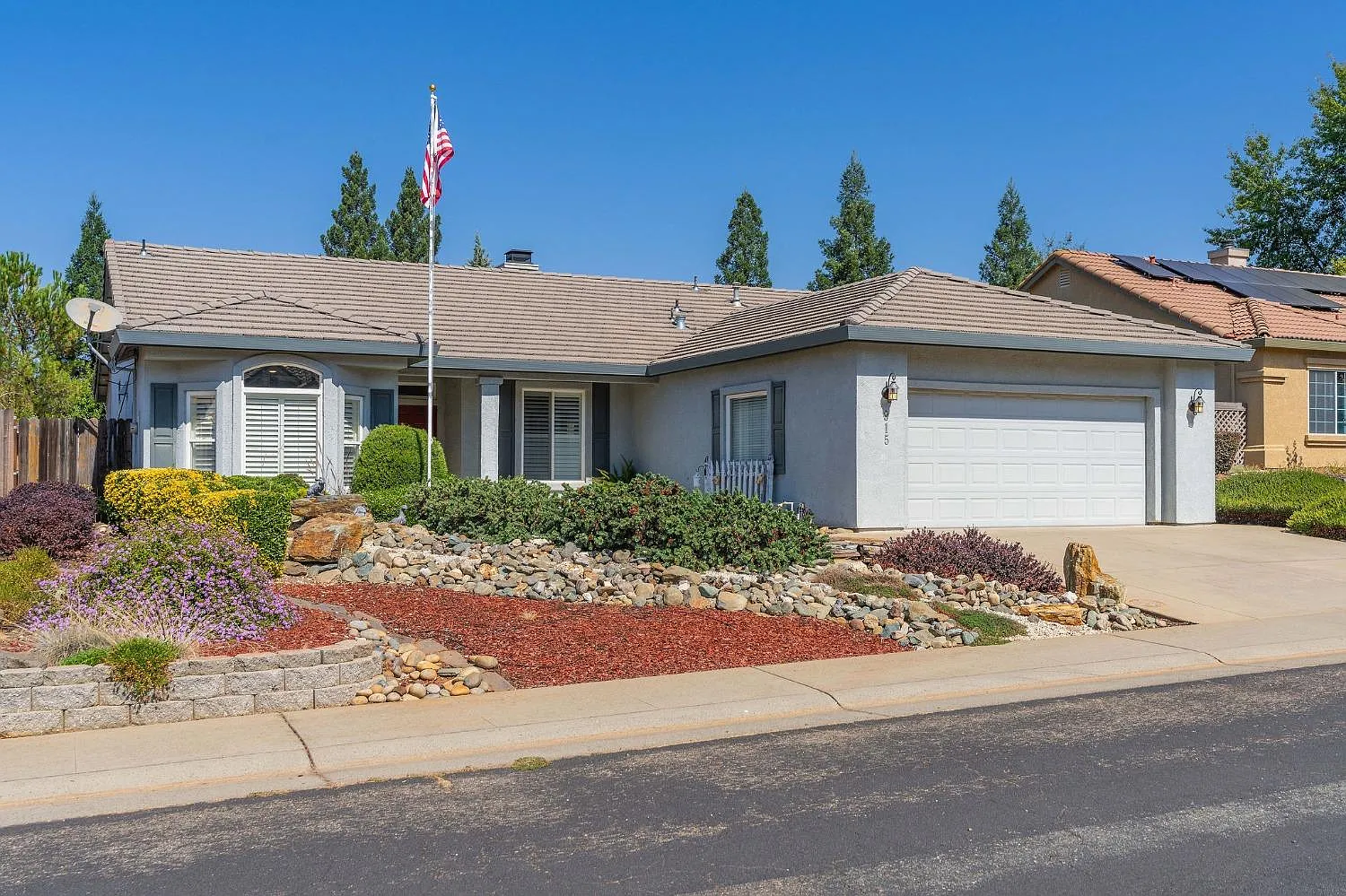 915 Oak View Dr photo 1