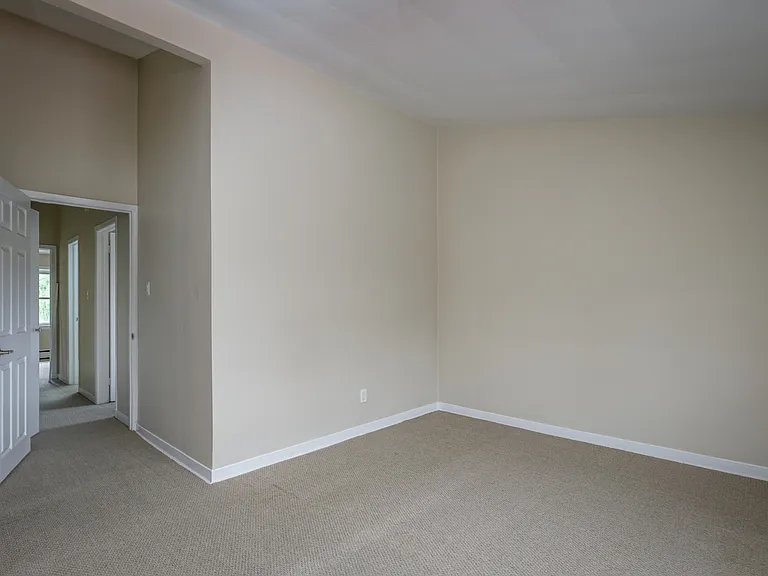 153 Arbour Glen Cres — Photo 19