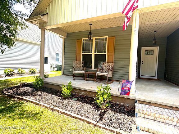 2nd image of 2116 Tulls Cove Road