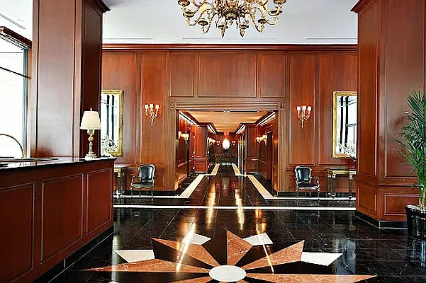 Sold by Compass | media 33