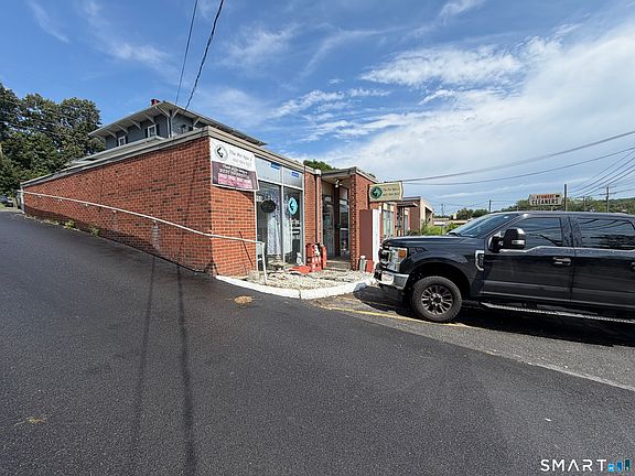 5th image of 199 Riverside Avenue