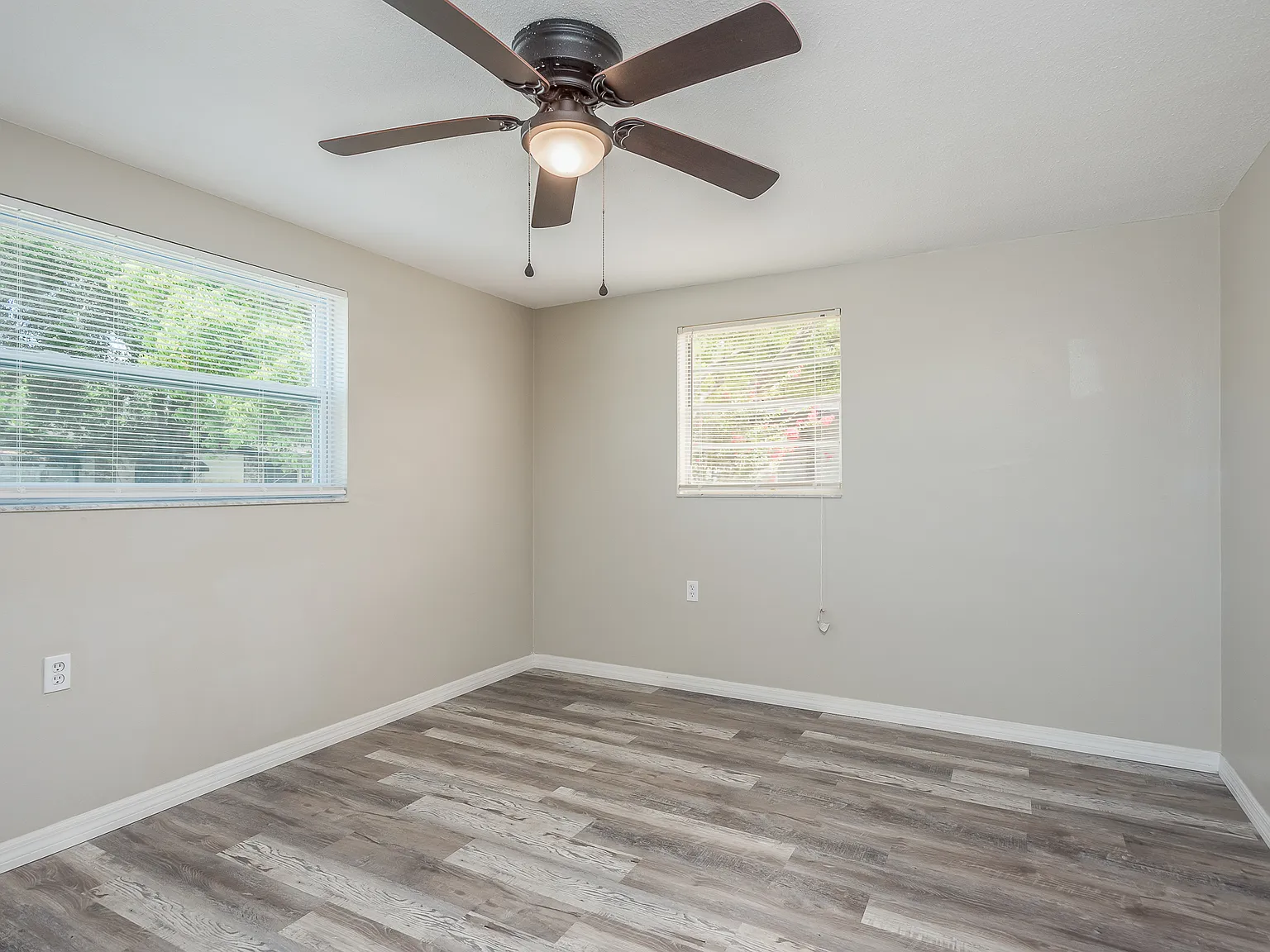 5646 Festivo Drive - 1 — Photo 4