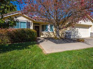 3901 Riviera Ln, Elk Grove, CA 95758