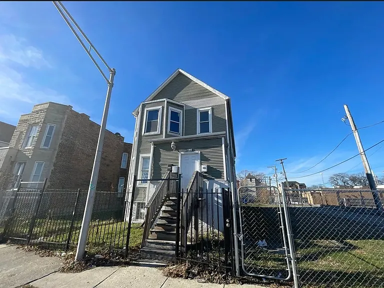 5518 S Wells St — Photo 16