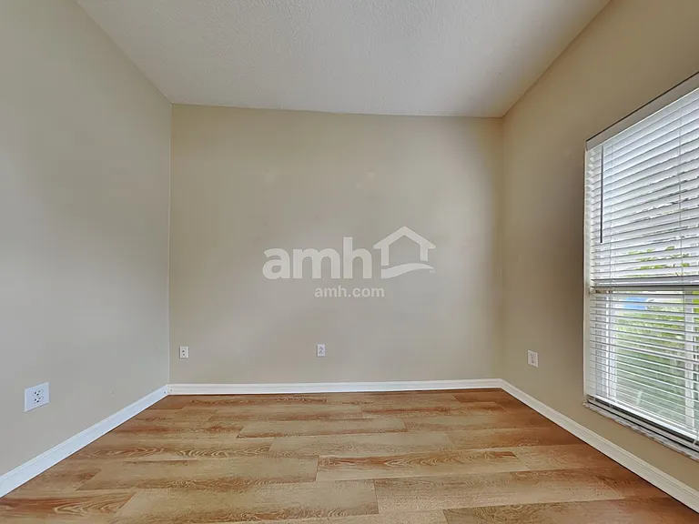 1507 Rolling Meadow Dr — Photo 9