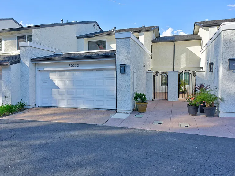 2 Car Garage