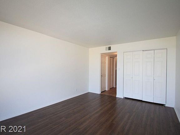 4th image of 3930 University Center Dr APT 607
