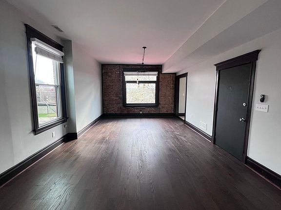 5th image of 1025 Scott St #2