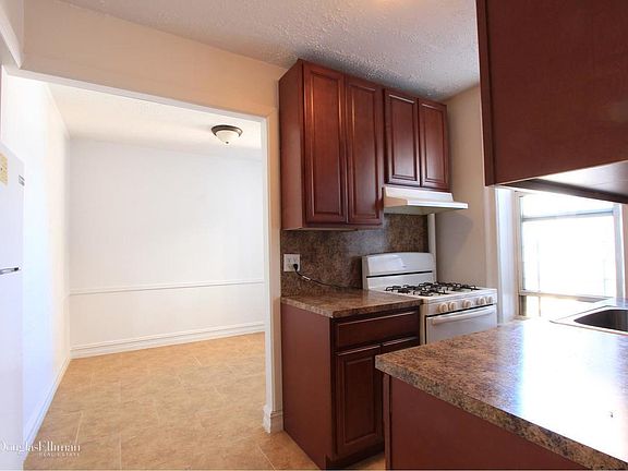 4th image of 74 Gatling Pl APT 5C