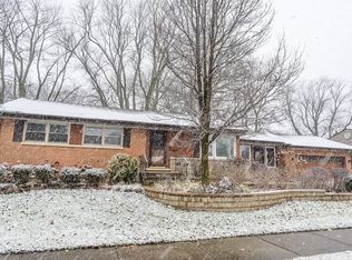 28 S Yale Ave, Arlington Heights, IL