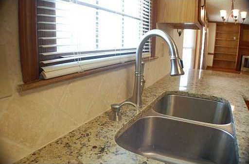 3rd image of 2209 Concord Sq NE