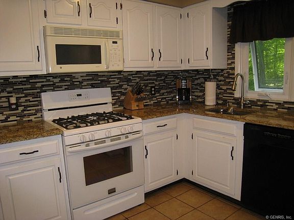 2nd image of 439 Brookwood Dr