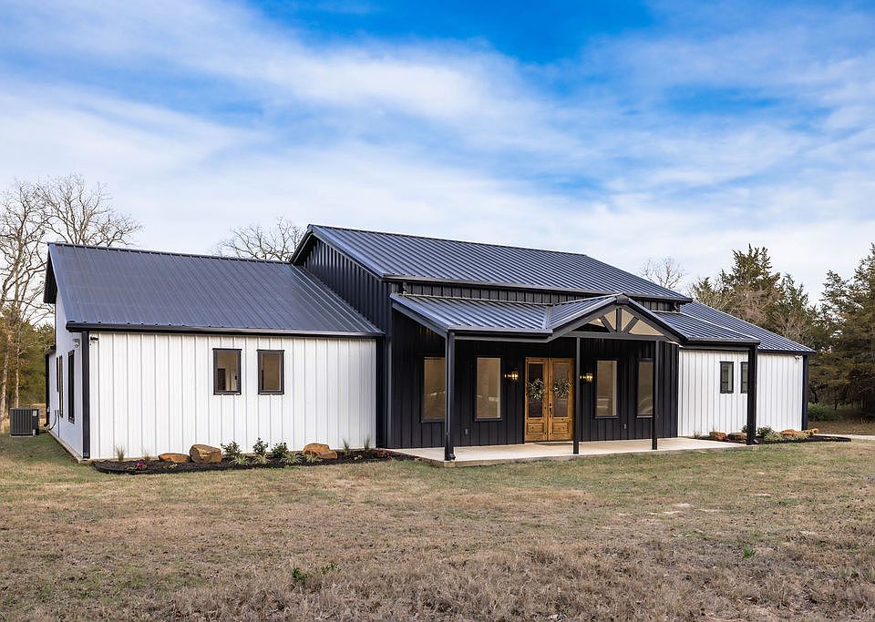 1st image of 1971 Sawmill Rd