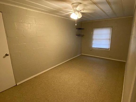 5th image of 2228 Chicago Ave #1