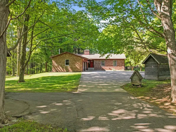 3836 Dexter Ann Arbor Rd, Ann Arbor, MI 48103