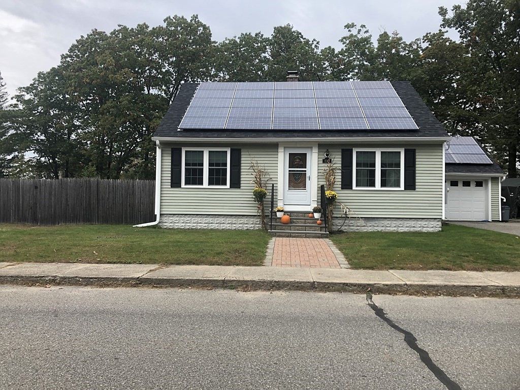 692 Lenox St, Athol, MA 01331 Zillow