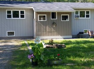 3163 Carl St, North Pole, AK 99705