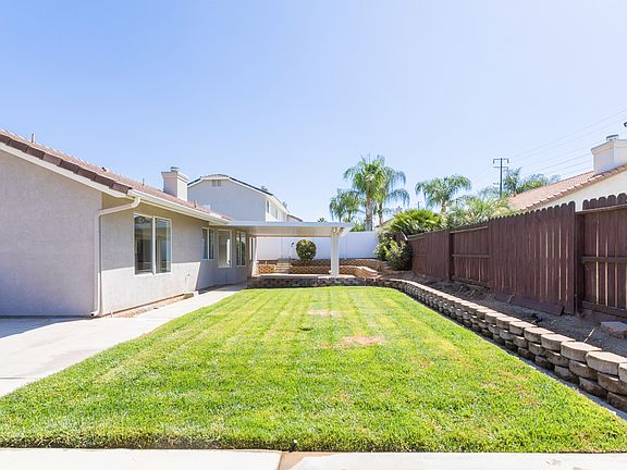 5th image of 34339 La Raye Dr