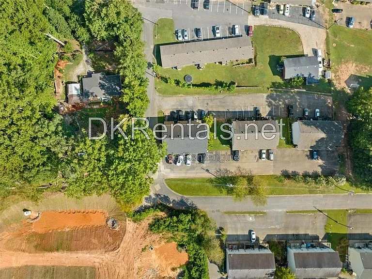 360 Lee Trl #135 — Photo 3