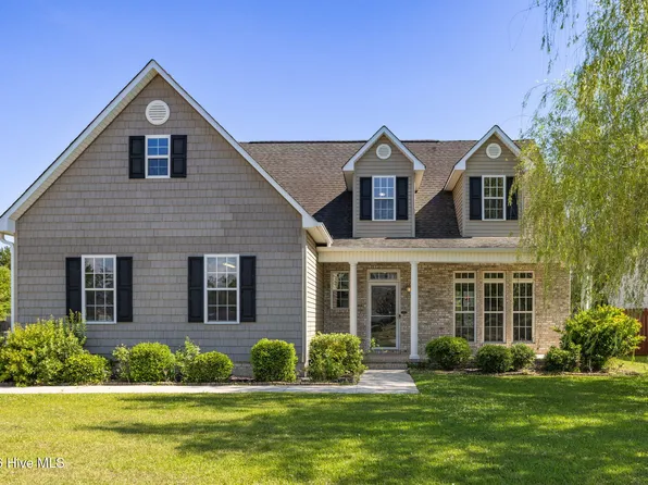 300 Walkens Woods Lane, Jacksonville, NC 28546