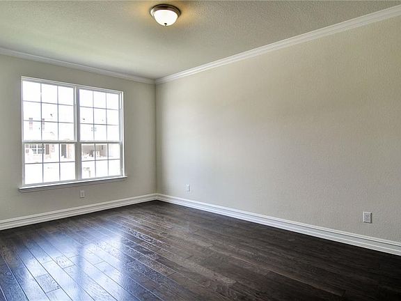 5th image of 1816 Virtue Port Ln