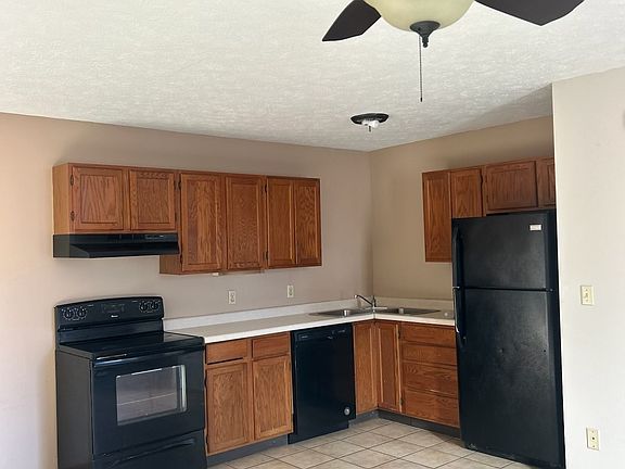 2nd image of 205 W Cherry St #A