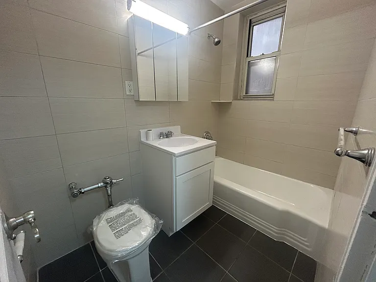 143-40 41st Ave #6F — Photo 7