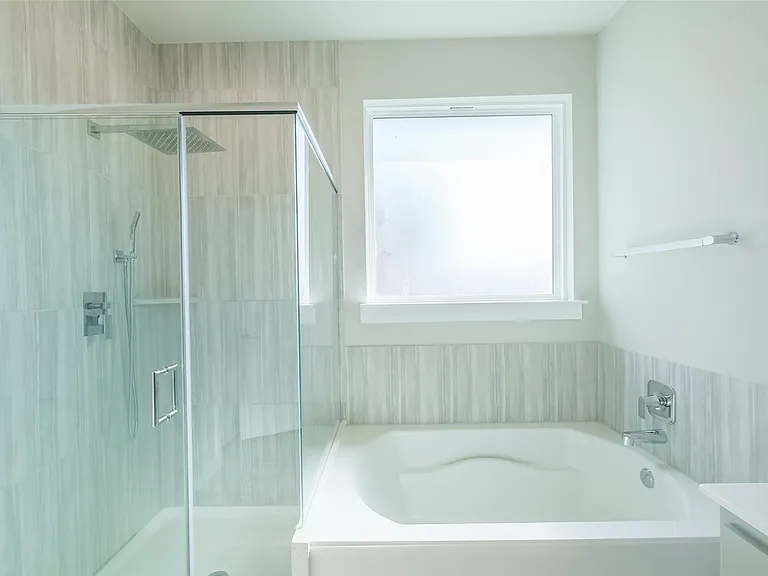 28635 Hazel Trl — Photo 20