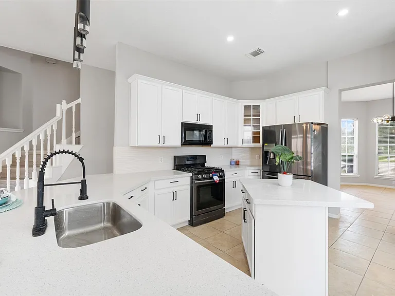 10926 Moonlit Fields Ct — Photo 11