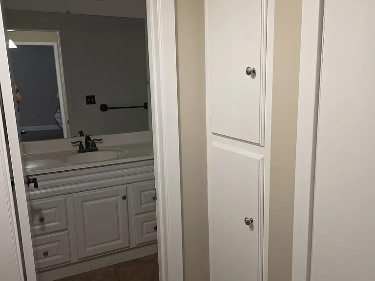 330 S Mentor Ave #107 — Photo 14