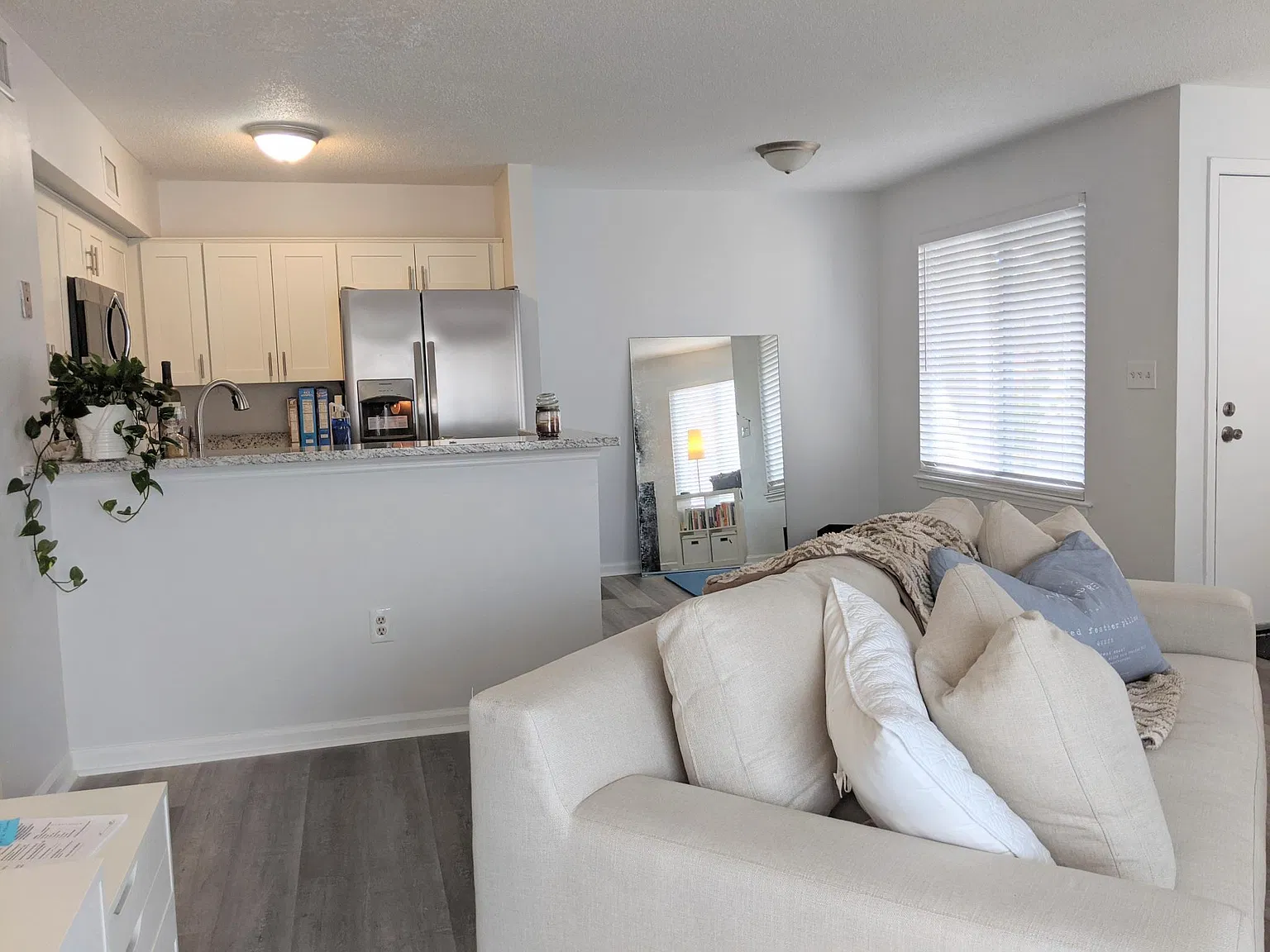 1 bed, 1.5 bath, 759 sqft, $1,395 — Photo 4