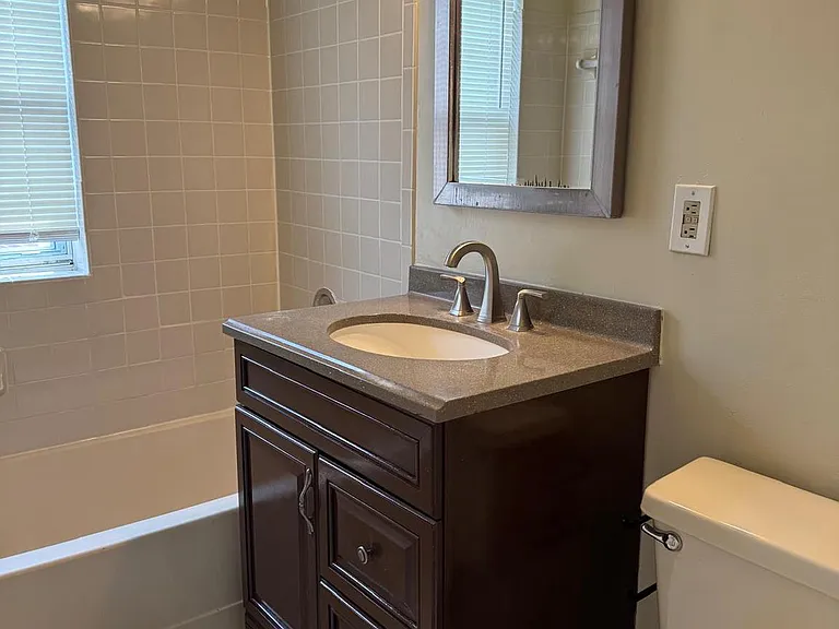 1720 Queens Ln #3172 — Photo 13