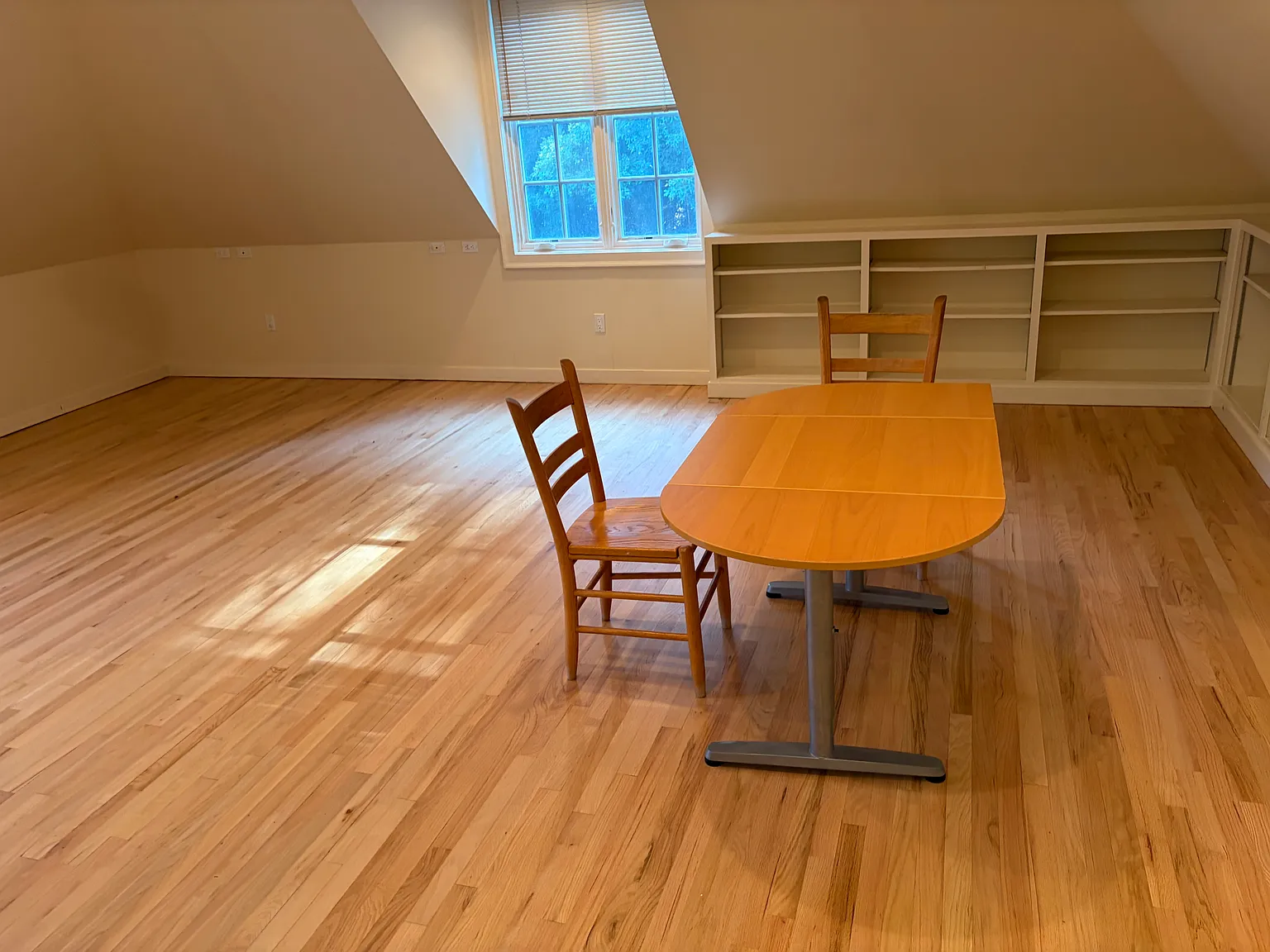 Studio, 500 sqft, $2,500 — Photo 3