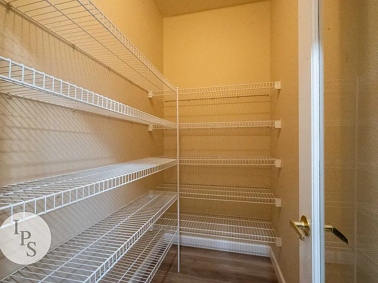 1891 E Oak Haven Dr — Photo 15