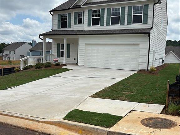 2nd image of 329 Bloomfield Cir