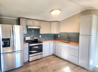 134 Village Dr, Spring City, TN 37381